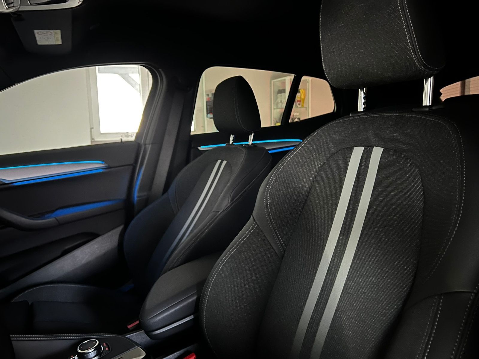 Fahrzeugabbildung BMW X2 xDrive 25 e M SPORT/LED/NAVI PROF./ACC/DAB