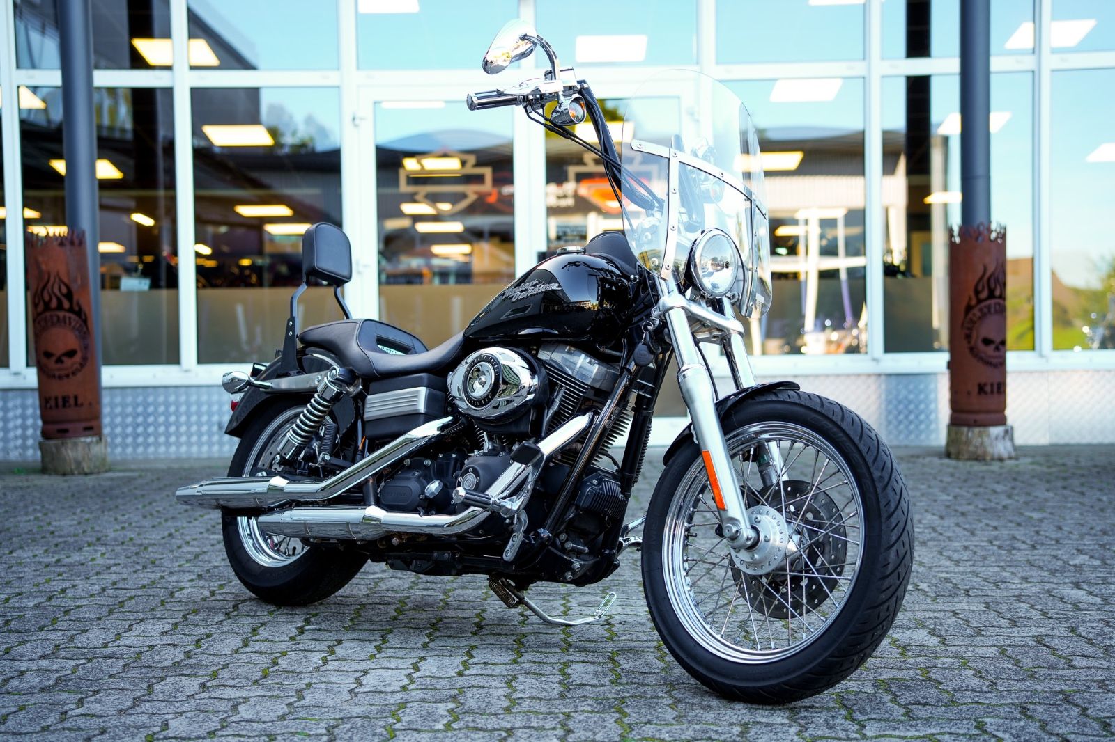 Fahrzeugabbildung Harley-Davidson FXDB Dyna Street Bob Twin Cam 96 - APE LENKER