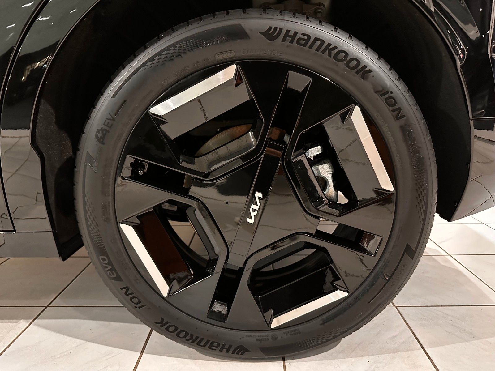 Fahrzeugabbildung Kia EV3  81.4 GT-LINE DWP COM