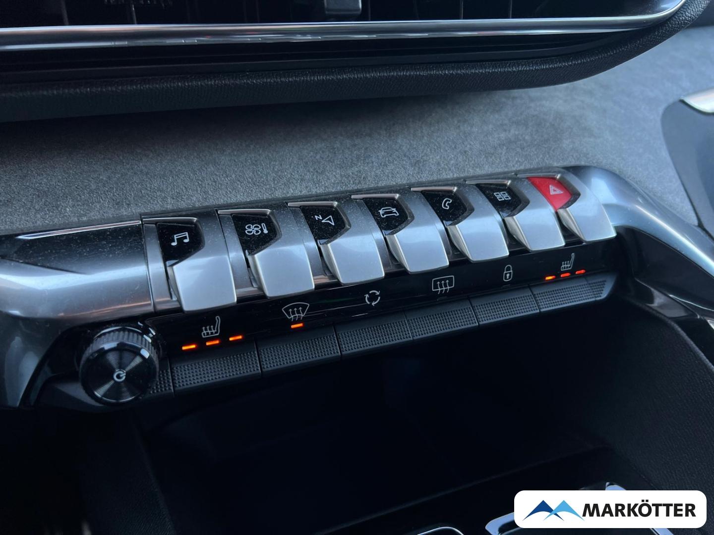 Peugeot 3008 GT SHZ/360CAM/NAVI/ACC/LED/CRPLY