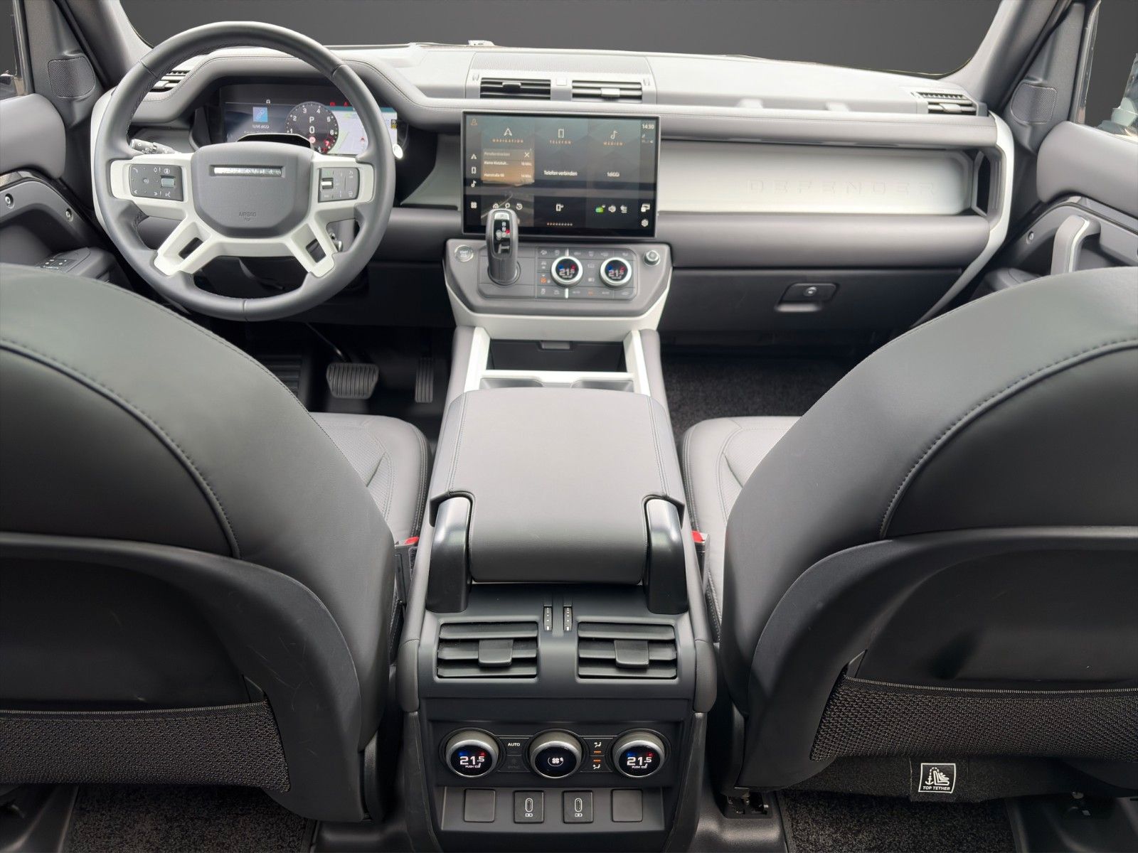 Fahrzeugabbildung Land Rover Defender 110 P425 X-Dynamic HSE MY2026
