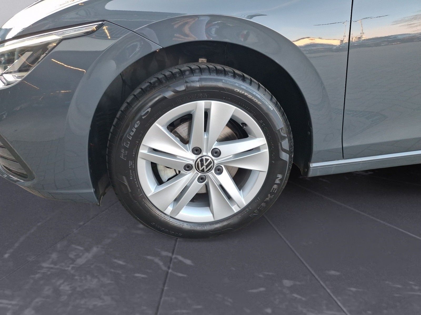 Volkswagen Golf - Bild 12