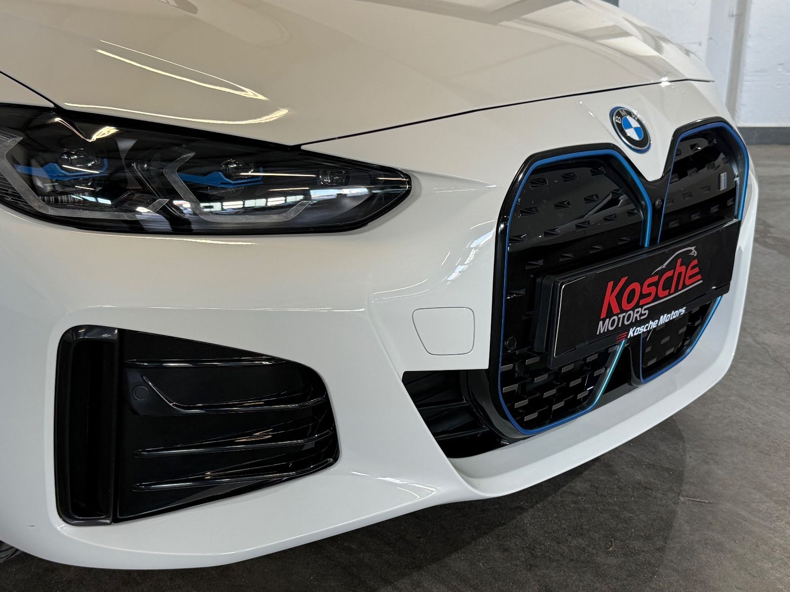 BMW i4 Gran Coupe 40 eDrive M Sportpaket Laser Pano foto 2