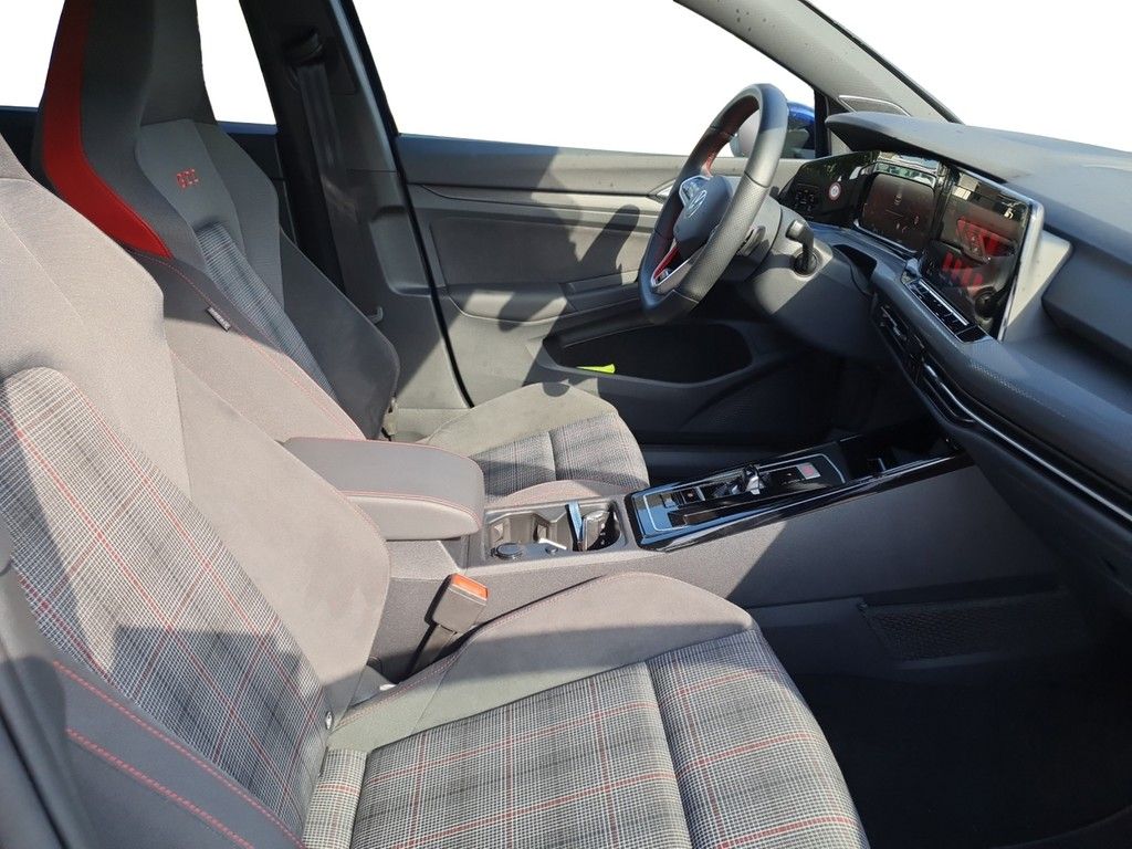 Volkswagen Golf - Bild 10