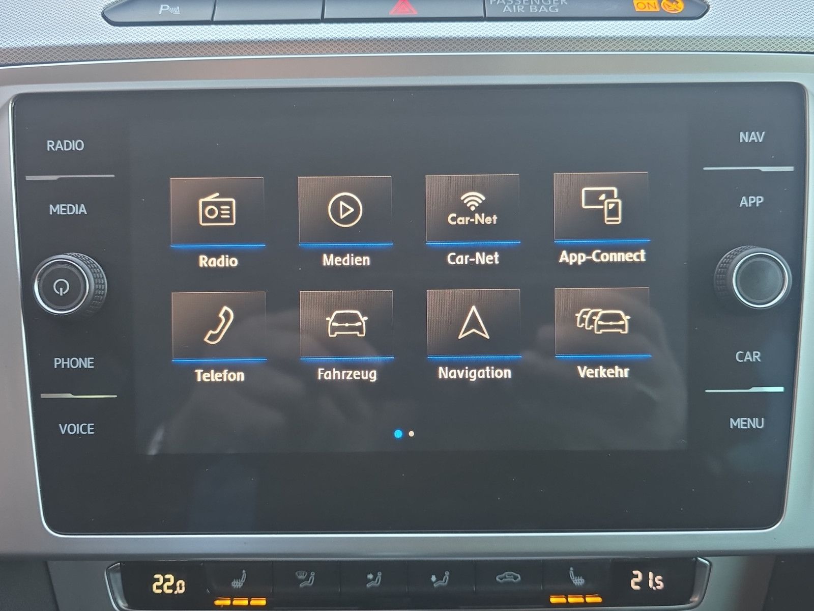 Fahrzeugabbildung Volkswagen Passat Variant Comfortline BMT/Start-Stopp AHK