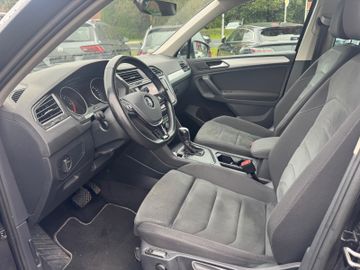 Volkswagen Tiguan - 10