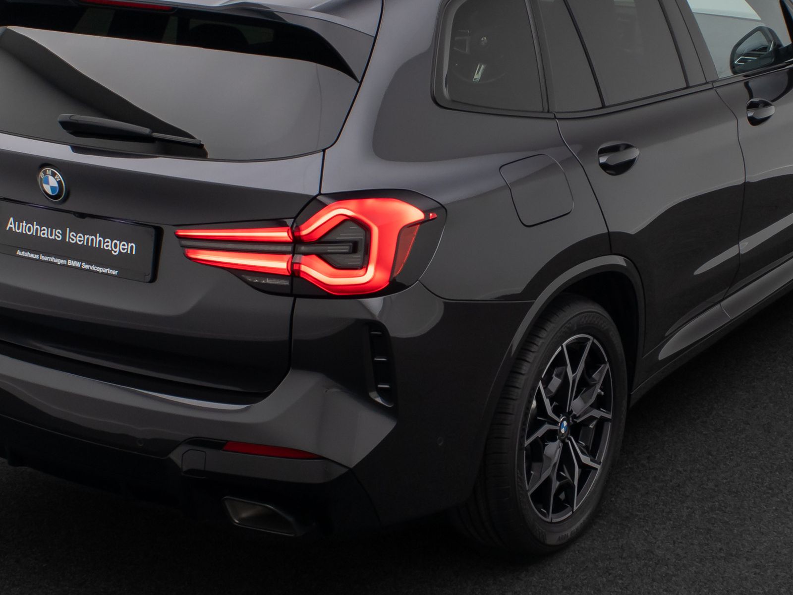 Fahrzeugabbildung BMW X3 xD20d M Sport Laser Pano Kamera HUD DAB HiFi
