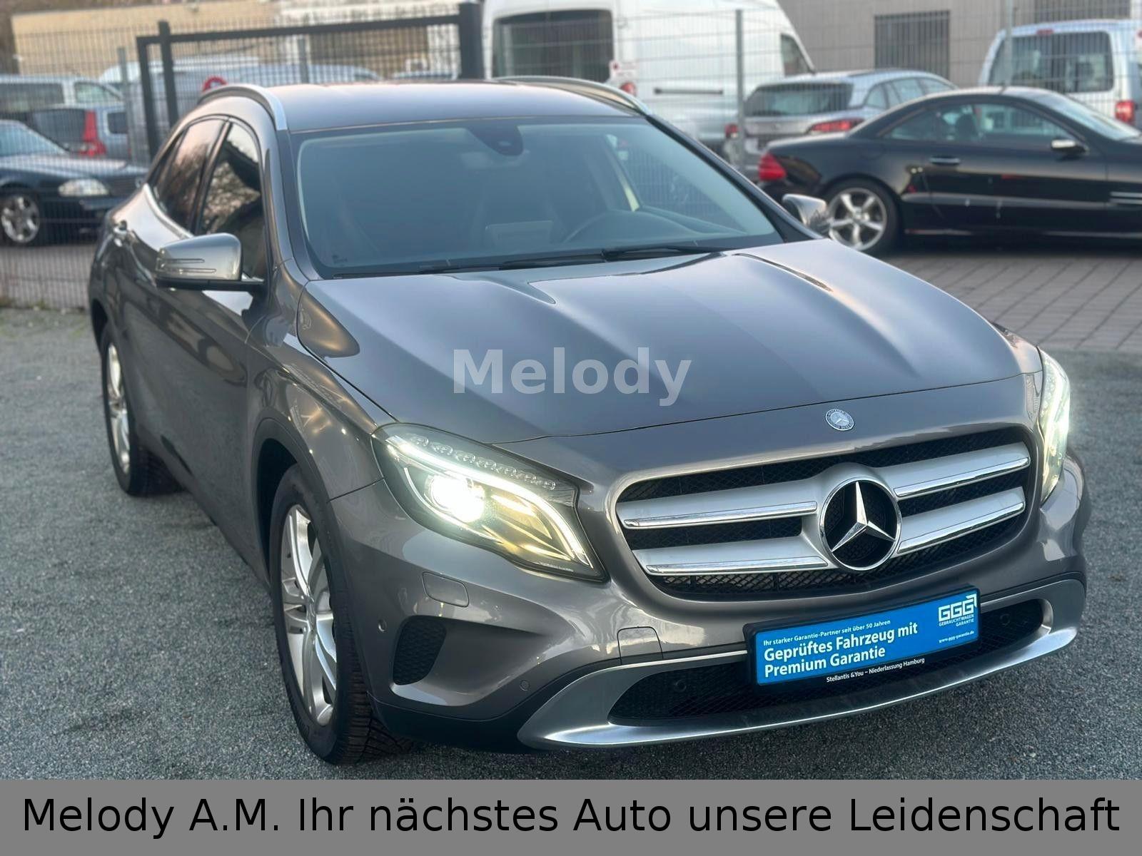 Mercedes-Benz GLA 180 Style*SCHECKHEFT*AUTOMATIK*TOP*