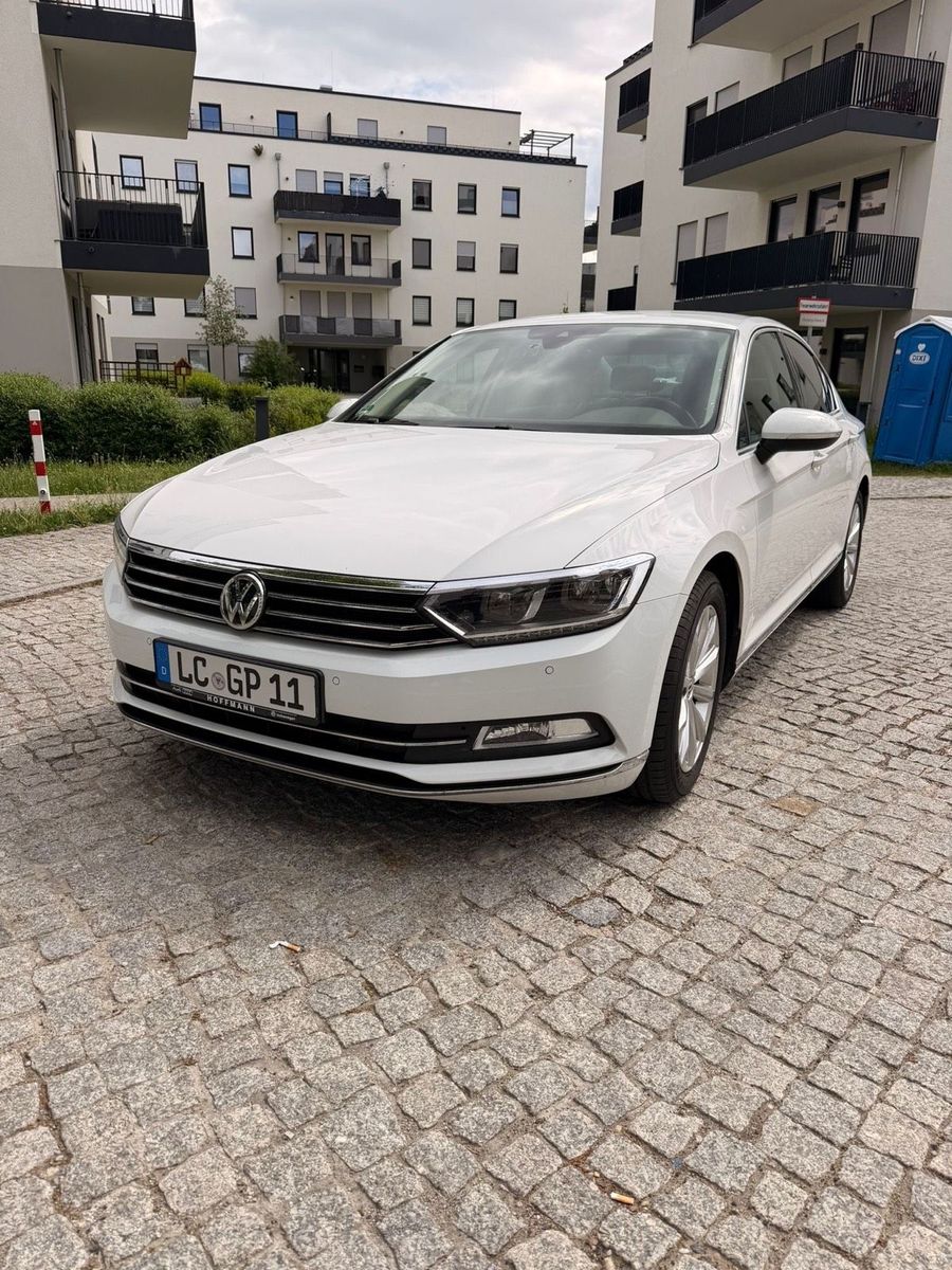 VW VW Passat Highline Top Gepflegt