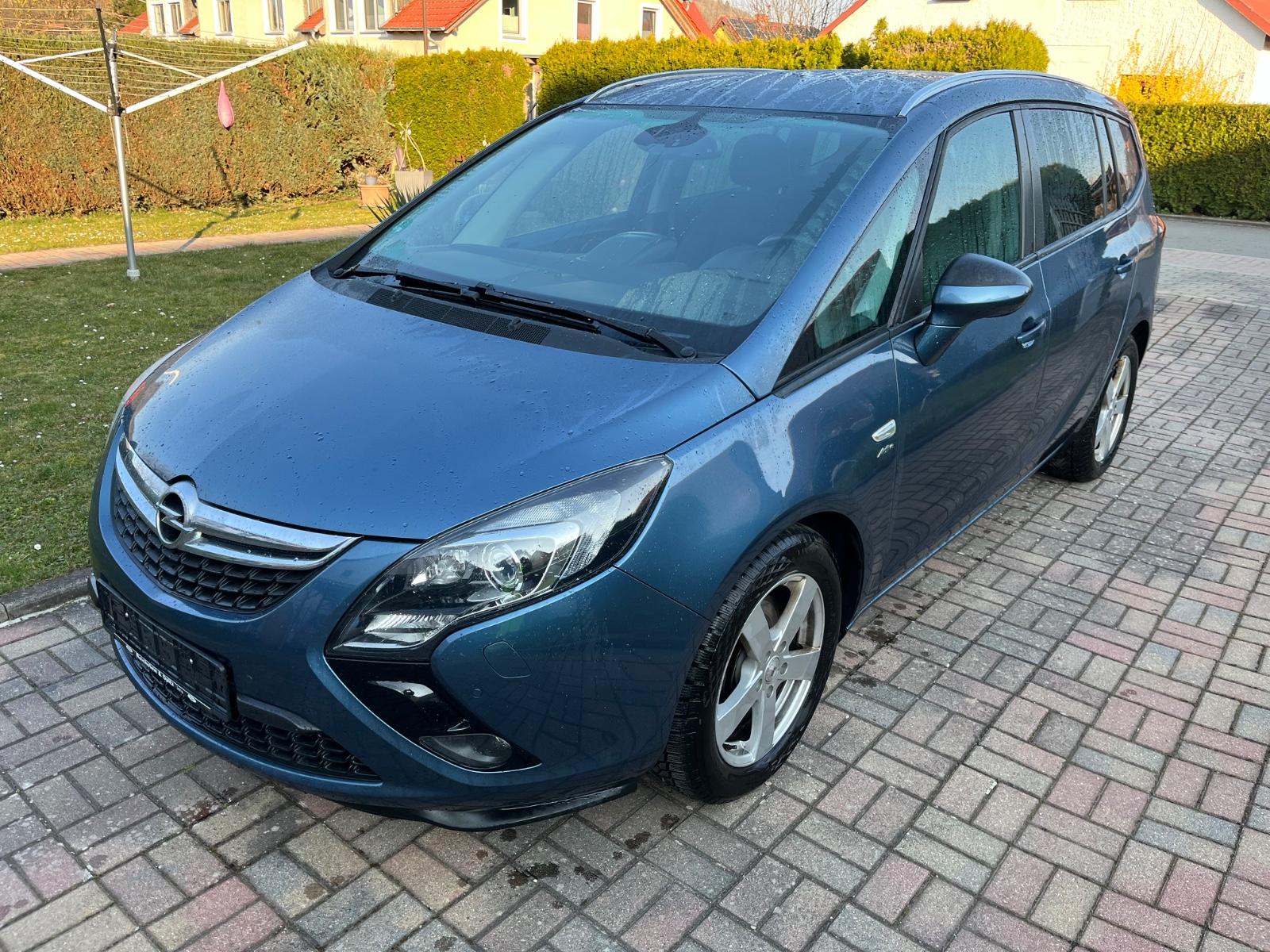 Opel Zafira C Active Tourer TÜV Neu Scheckheft