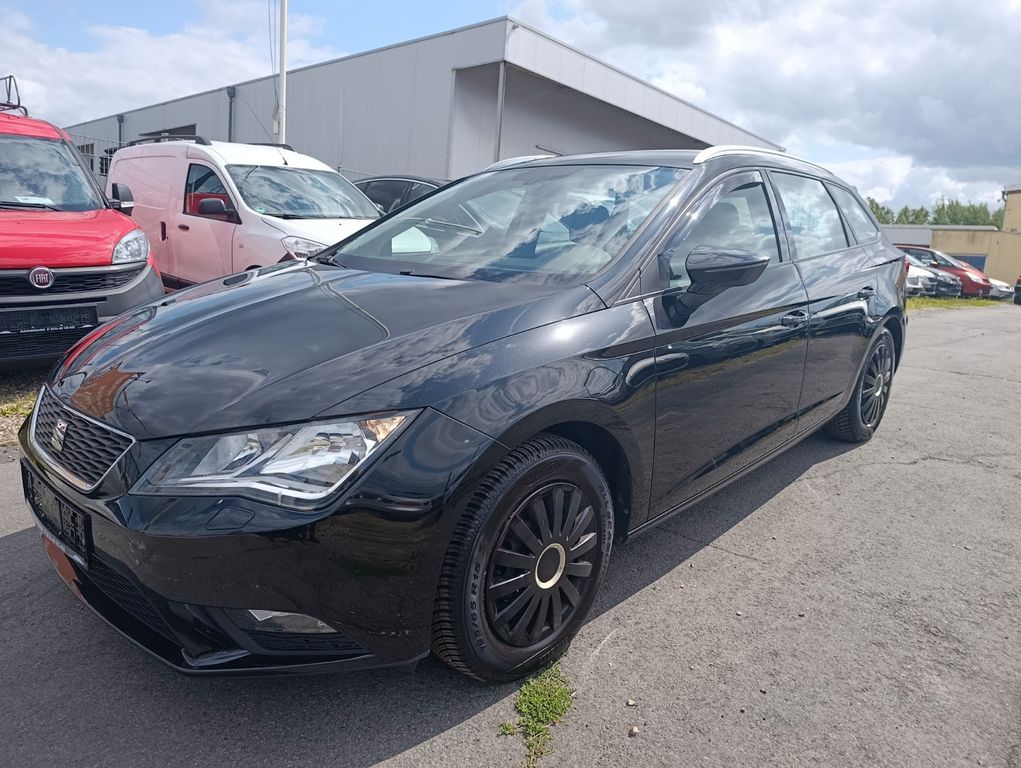 SEAT Leon ST Style*SITZH*PDC*KLIMA*TEMP*MFL*4EL FENST