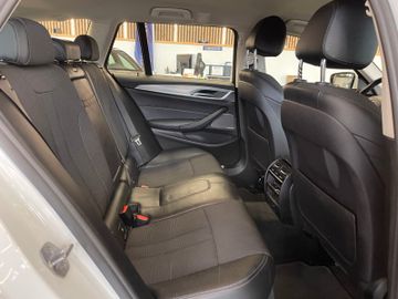 BMW 530 d xDrive Touring Sport Line *2.Hand*LED*SHZ*