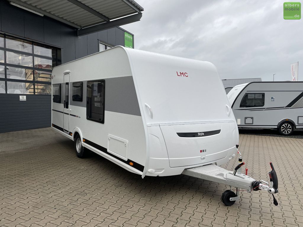 LMC Style 450 D Queensbett Dusche 1800kg 