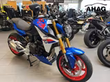 BMW F 900 R - BMW F