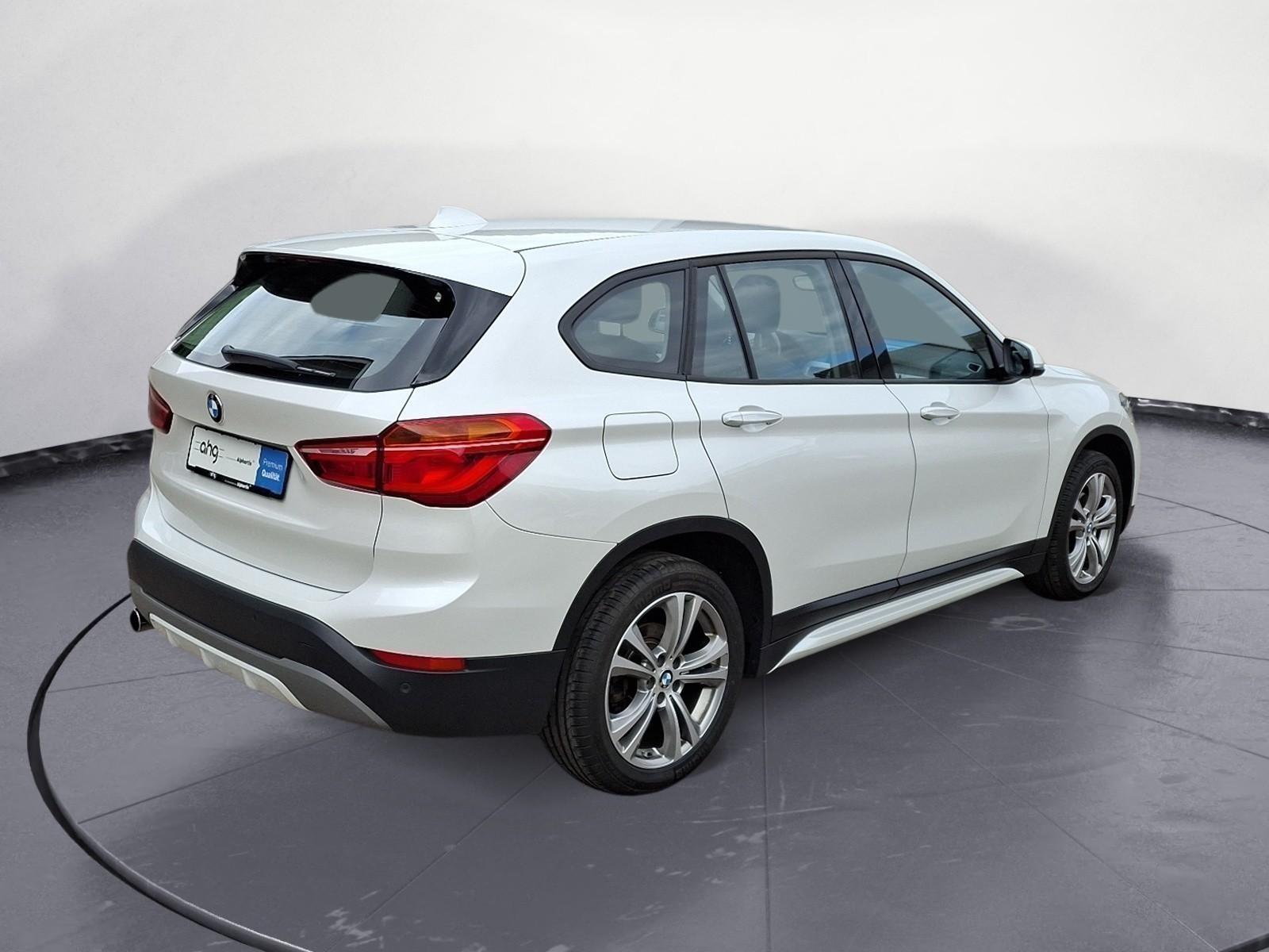 BMW X1 xDrive18d Sport Line Klimaaut. Sportsitze AHK