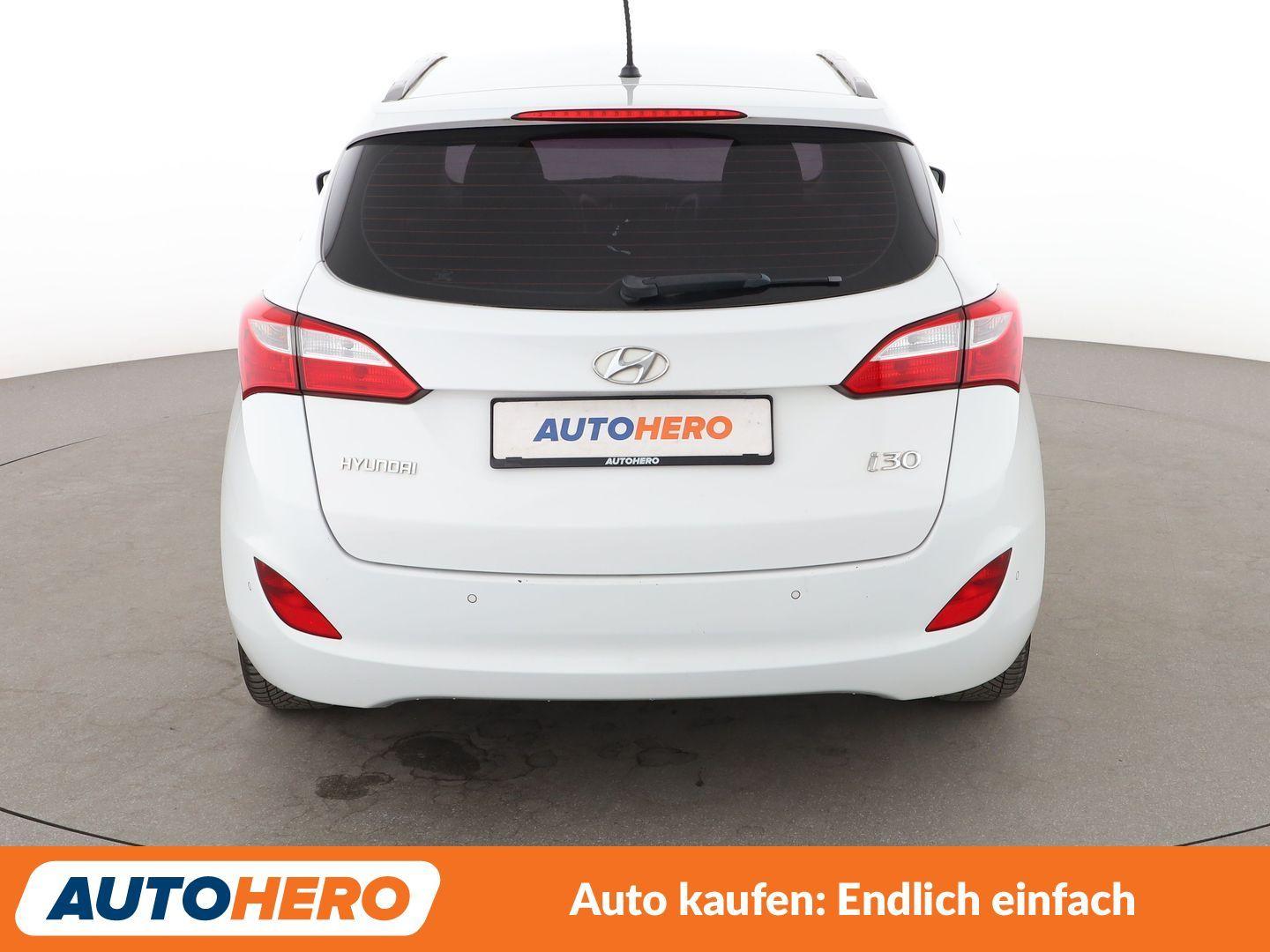 Hyundai i30 1.4 Trend blue *TEMPO*PDC*SHZ*