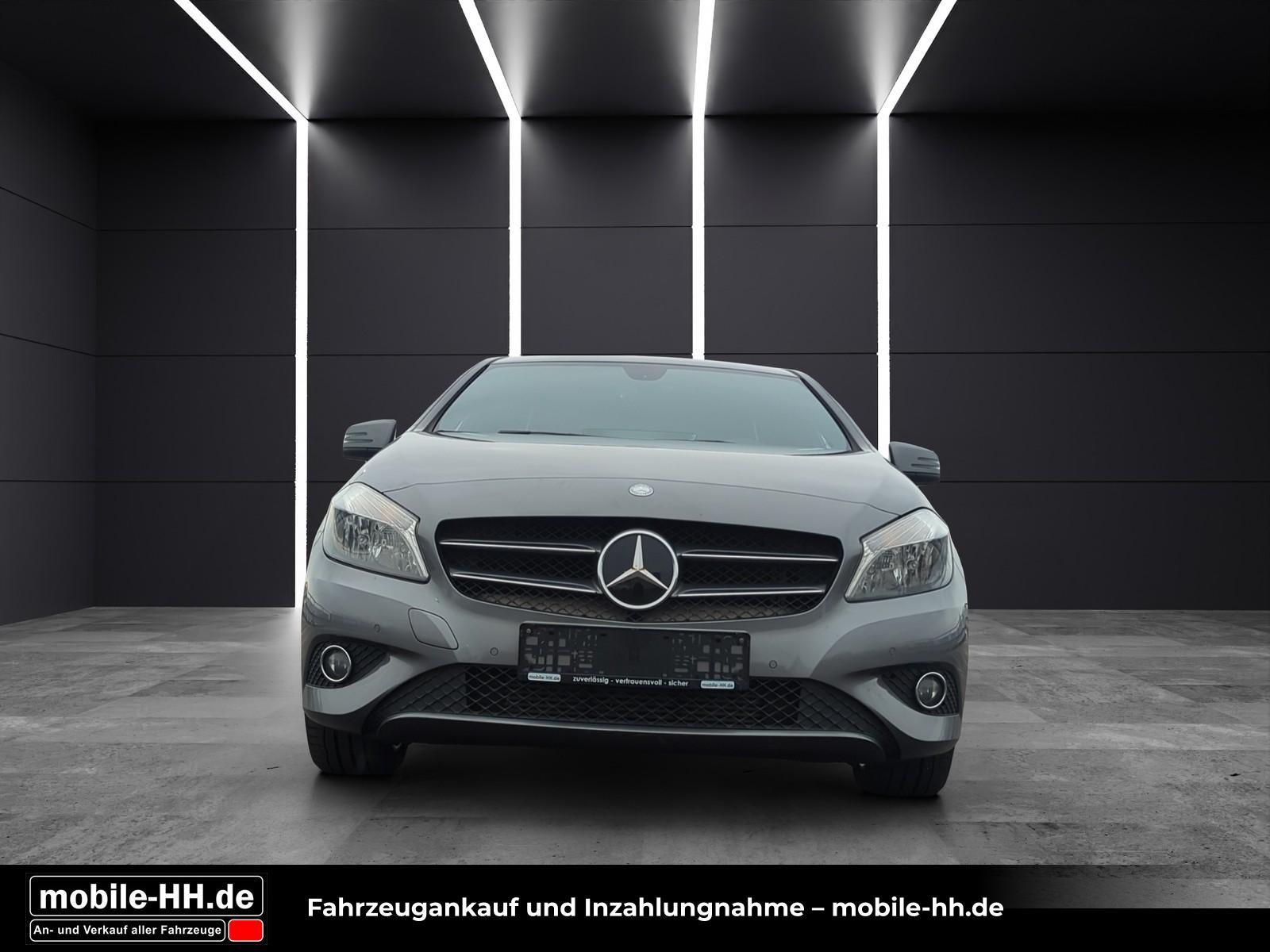 Mercedes-Benz A 180*SHZ*PDC*LEDER*17''