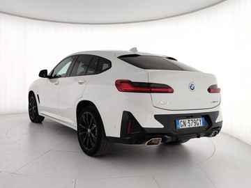 BMW X4 - 4