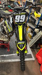 Triumph TF-450 RC EDITION AM LAGER / INKL. TEAMDEKOR - TRIUMPH TF 450 RC EDITION