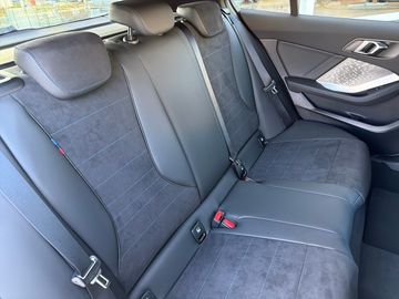 BMW 120 M Sportpaket DAB LED Komfortzg. AHK schw.