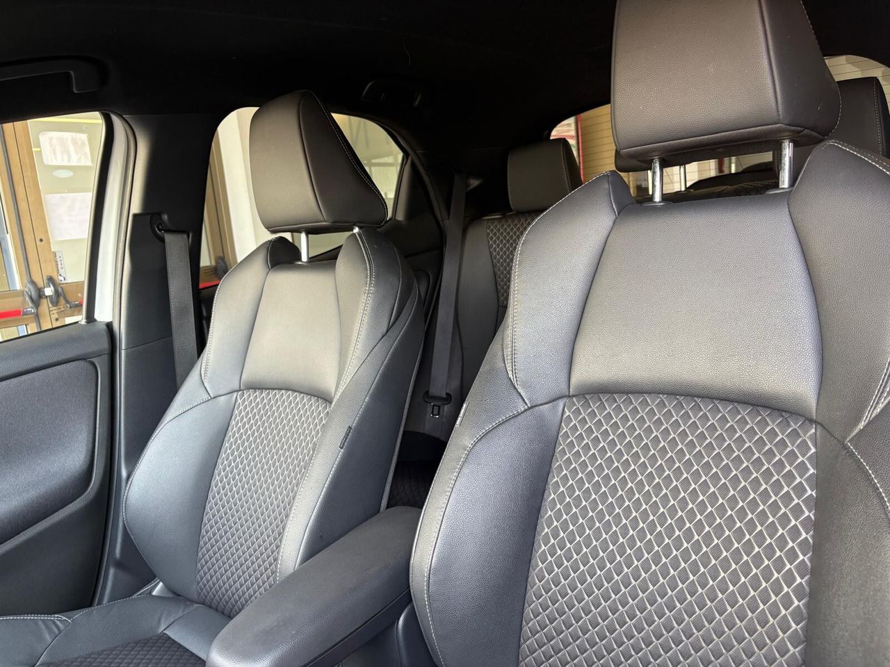 Toyota Yaris 1.5 Hybrid 5 porte Style imagem 3