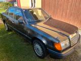 Mercedes-Benz Mercedes W124 300D Turbo 4-Matic Automatik... - Mercedes-Benz 300 mit Diesel-Antrieb: 300d Turbo