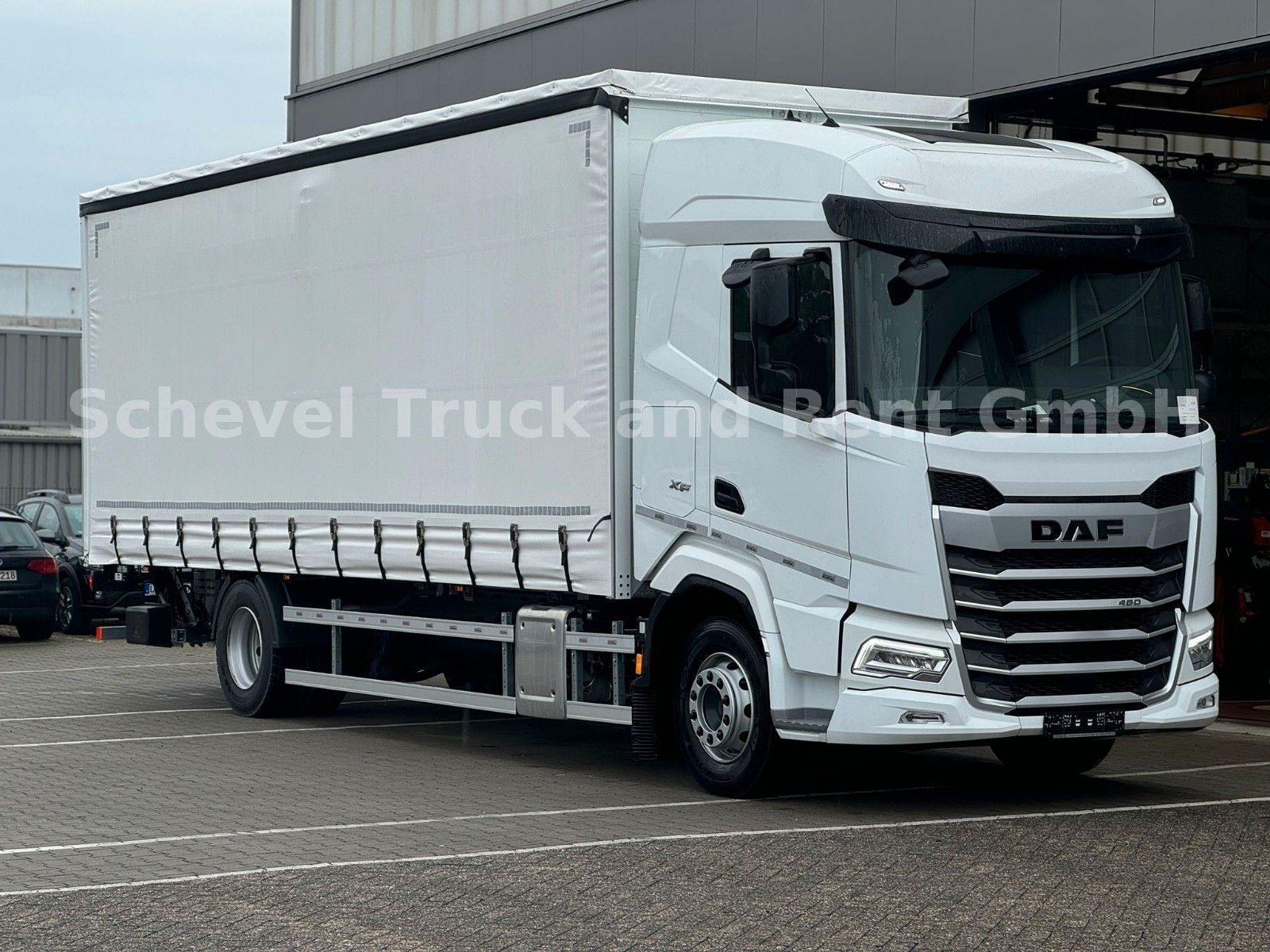 Fahrzeugabbildung DAF XF 480 4x2  Pritsche/Plane + LBW Dhollandia