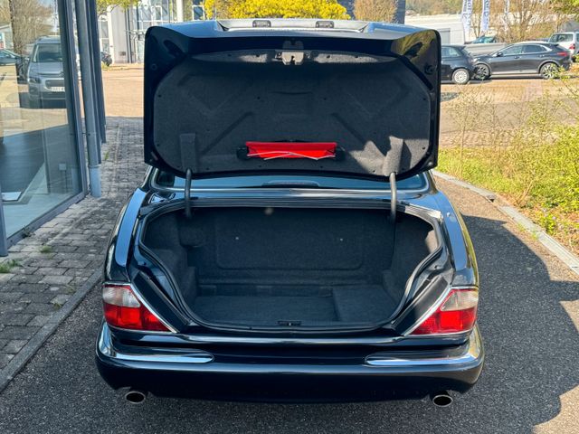 JAGUAR XJ 4.0 Sovereign
