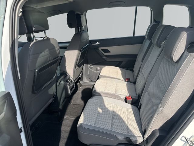 Touran 1.5 TSI Comfortline 7-SITZER+NAVI+ACC+PDC