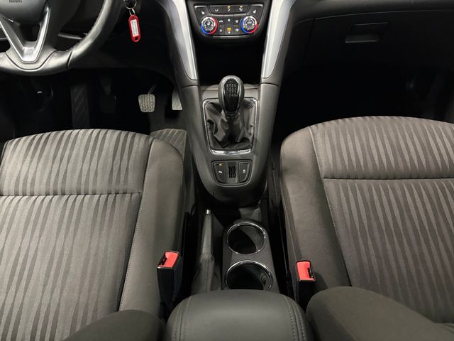 Zafira Active 1.4 Turbo LED NAVI SHZ TEMPO