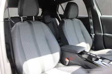 Peugeot 2008 - 11