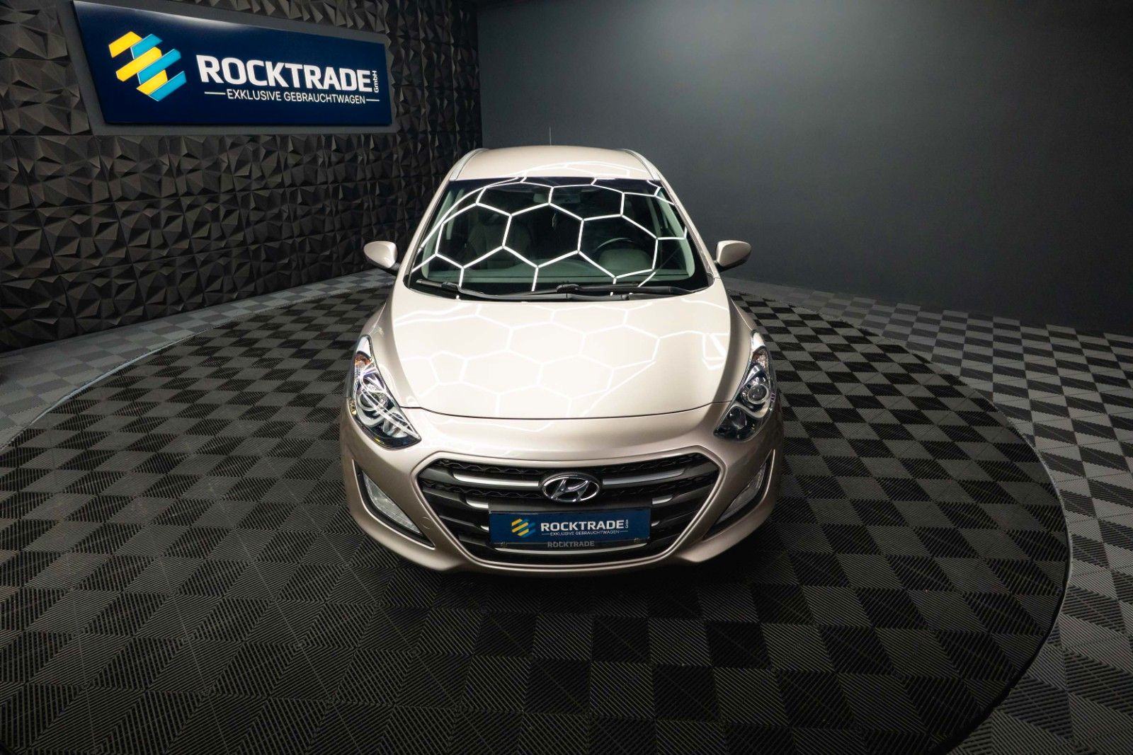 Fahrzeugabbildung Hyundai i30 cw blue Trend | 1.Hand | LED | AHK | LHZ