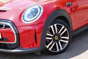 MINI Cooper SE - 5