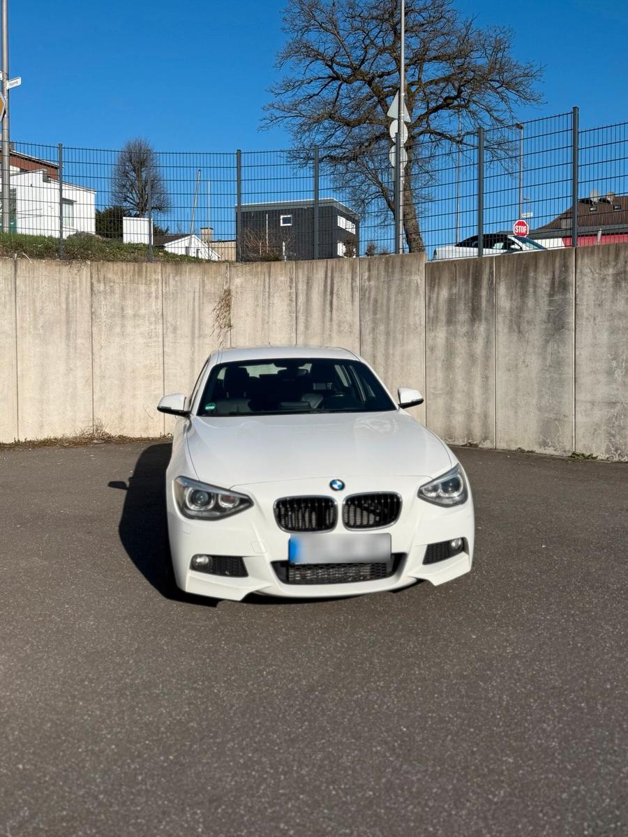 BMW 120