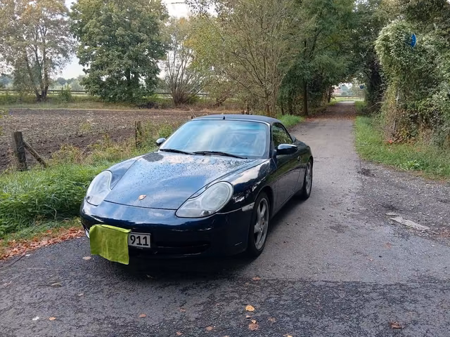 Porsche 996 911 3.4 Cabrio  Tüv 02.28 Hard...