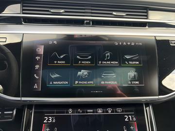 2024 AUDI S8 — миниатюра 21