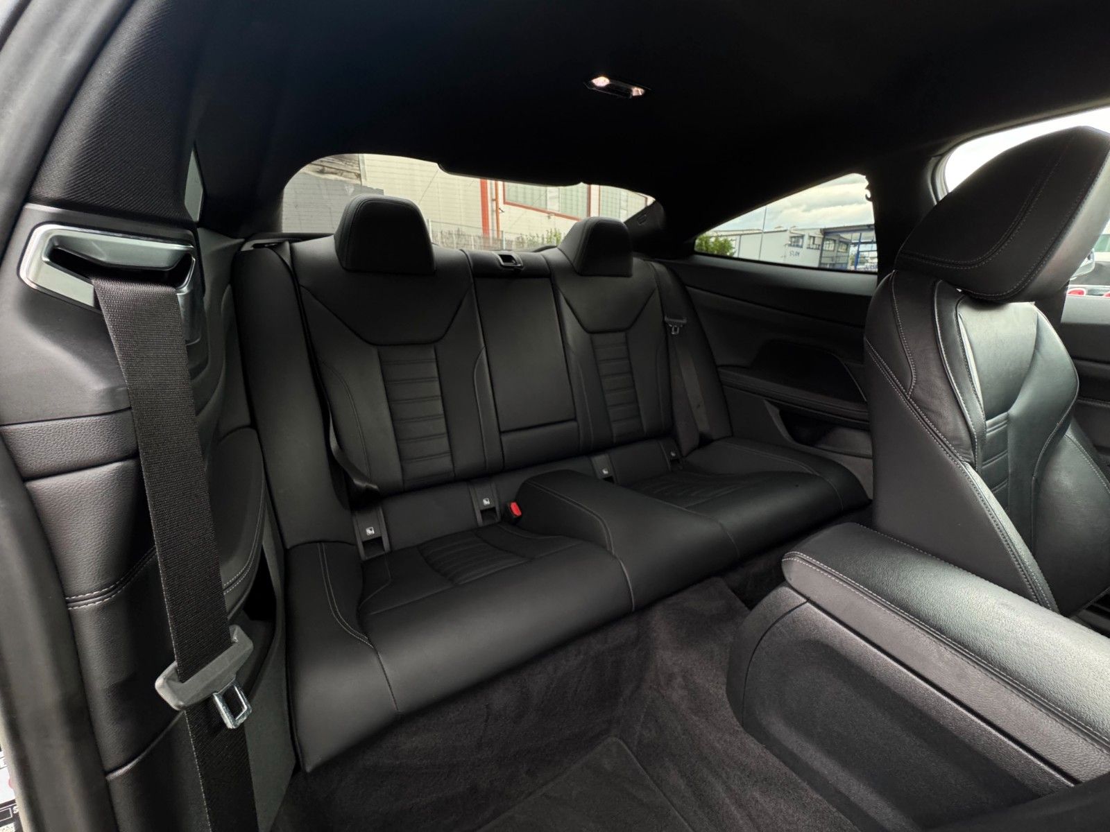 Fahrzeugabbildung BMW 420i G22 Coupé M Sport Leder Memory Kamera ACC