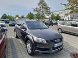 Audi Q7 3.0 TDI (DPF) quattro tiptronic -7 Sitzen  - Audi Q7 in Augsburg
