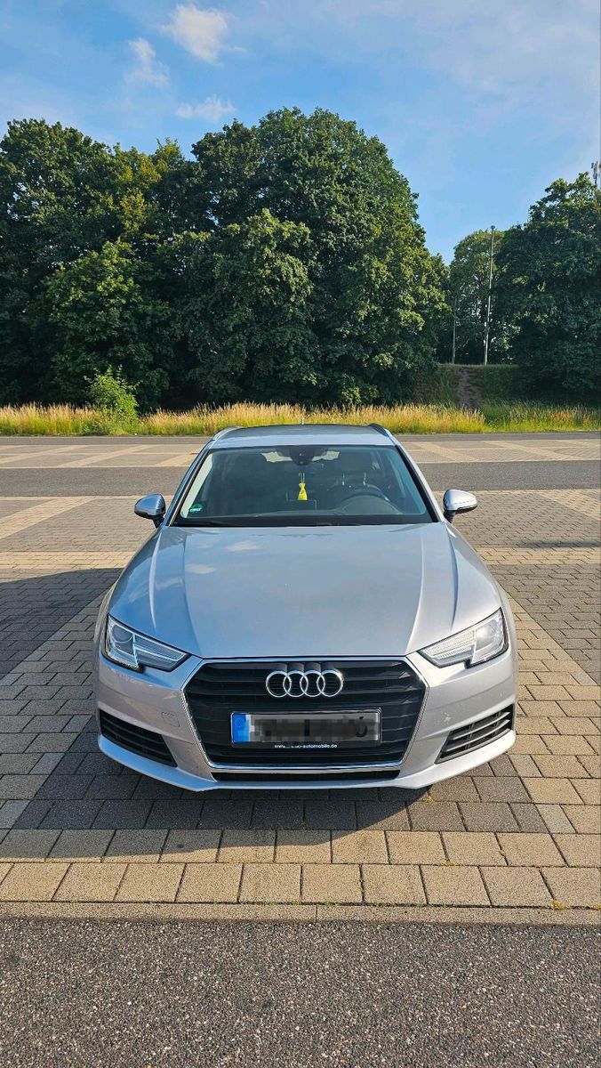AUDI Audi A4 Avant 2.0 TDI 150PS / Navi / Sitzh...