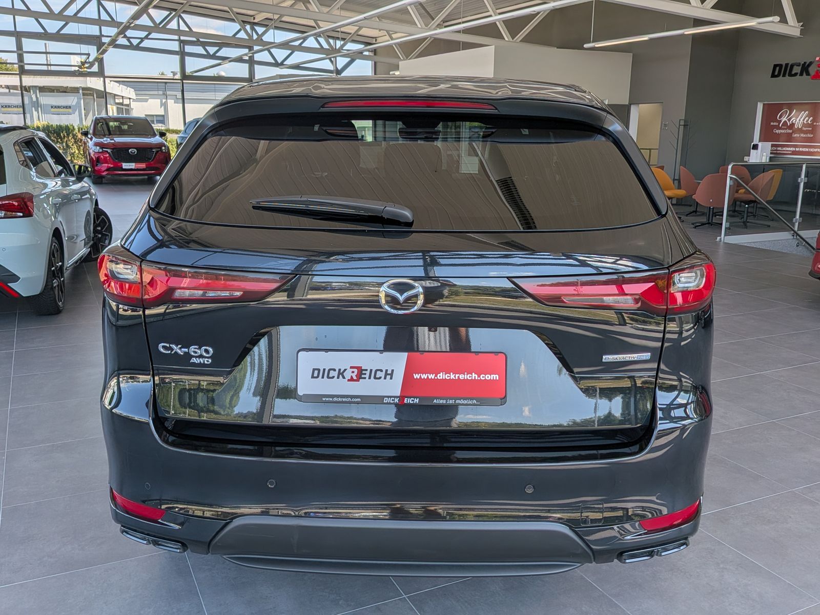 Fahrzeugabbildung Mazda CX-60 2.5L e-SKYACTIV PHEV 327 Homura+ Pano Bose