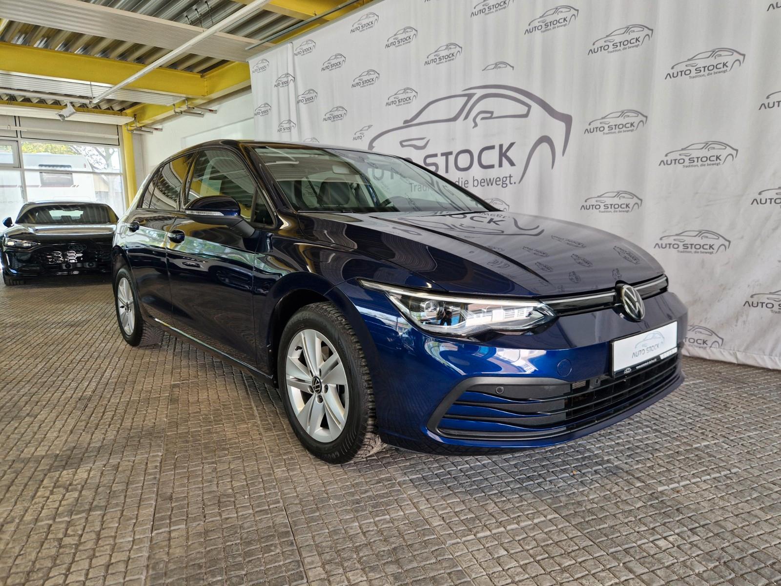 Volkswagen Golf 1.5 TSI Life Navi LED PDC Connect Sitzheiz.