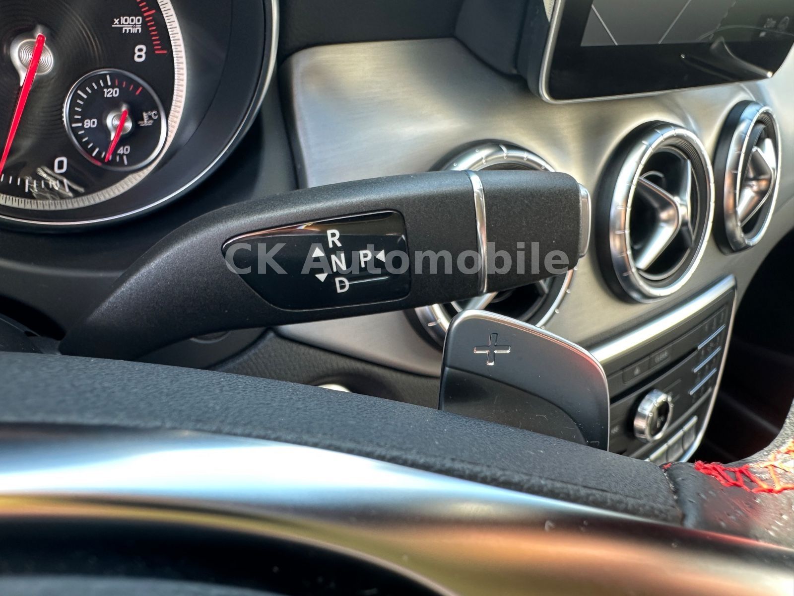 Fahrzeugabbildung Mercedes-Benz CLA 250 Shooting Brake AMG-Line/Navi/LED/ACC/Kam