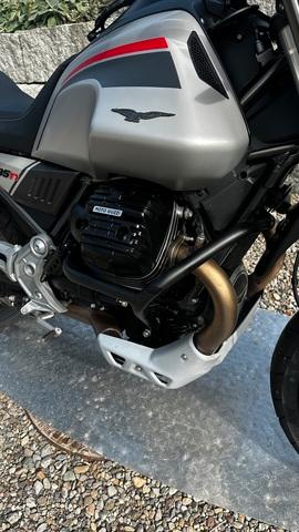 Moto Guzzi V85 TT TRAVEL E5 