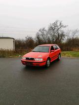 Skoda SKODA OCTAVIA 1.6SR TÜV HU/AU 11/27 ZAHNRI... - Skoda aus 1998