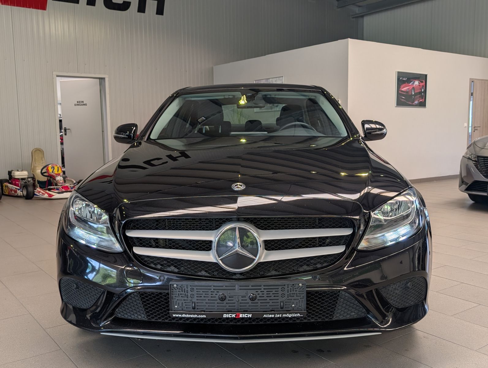 Fahrzeugabbildung Mercedes-Benz C 180 d lim. LED Burmester SHZ Park-Paket Keyles