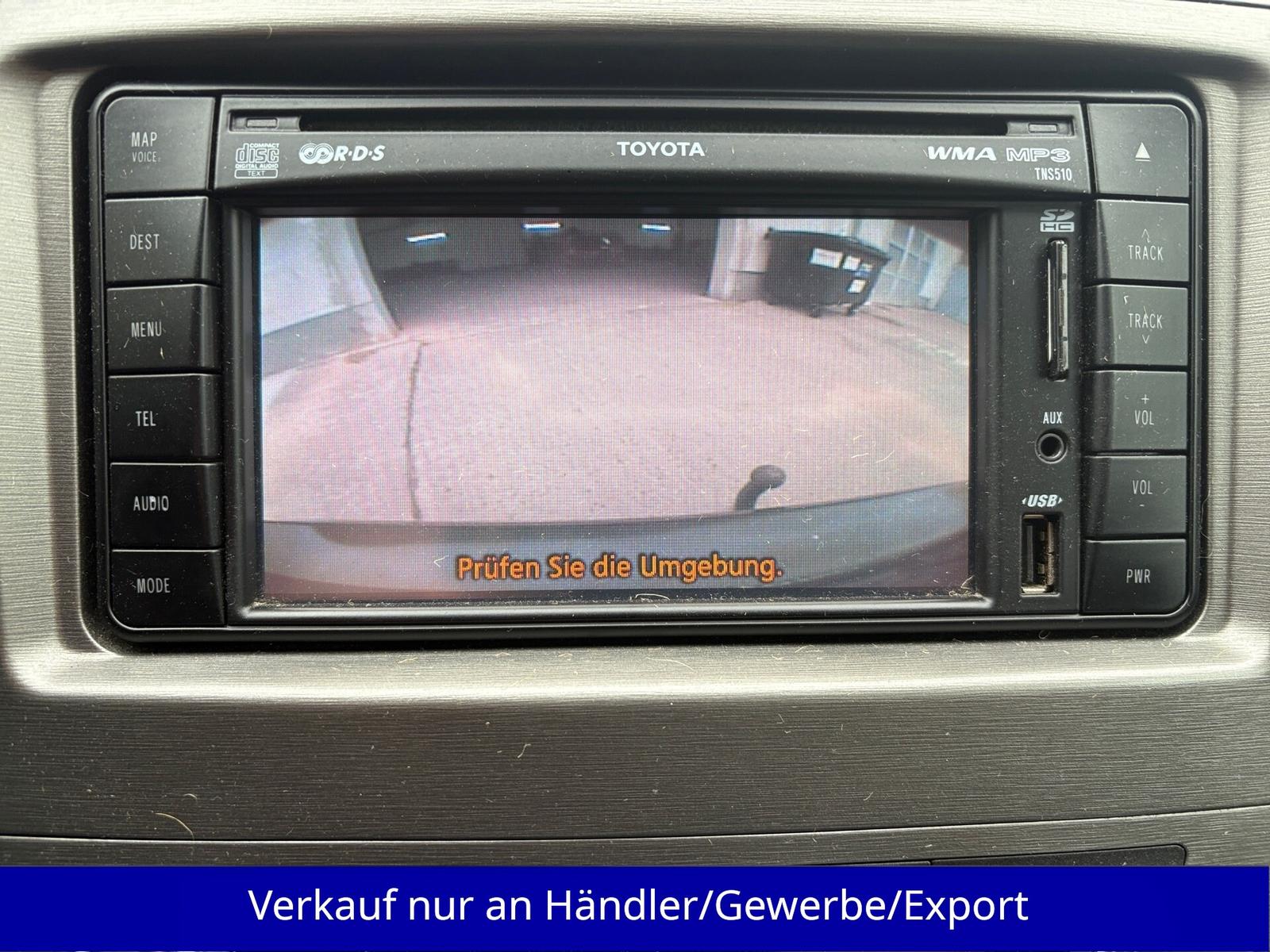 Toyota Avensis 2010 — photo 20