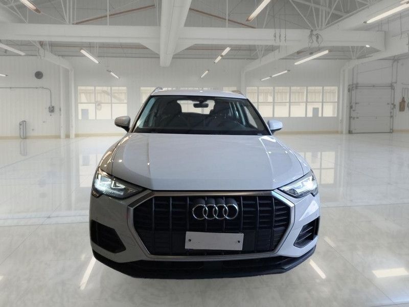 Audi AUDI Q3 35 TDI S TRONIC BUSINESS SUV imagem 2