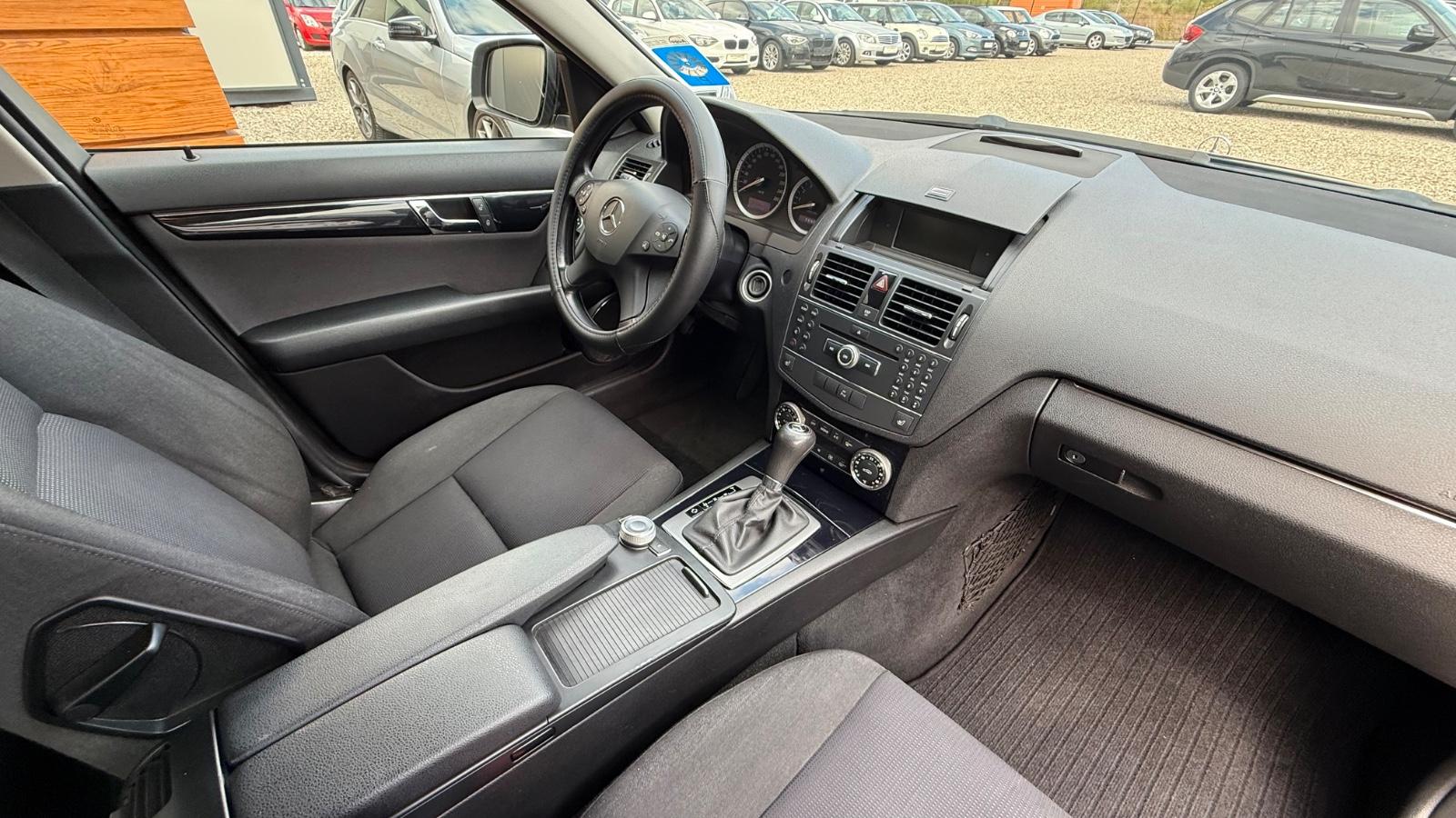 Mercedes-Benz C180 2008 — photo 10