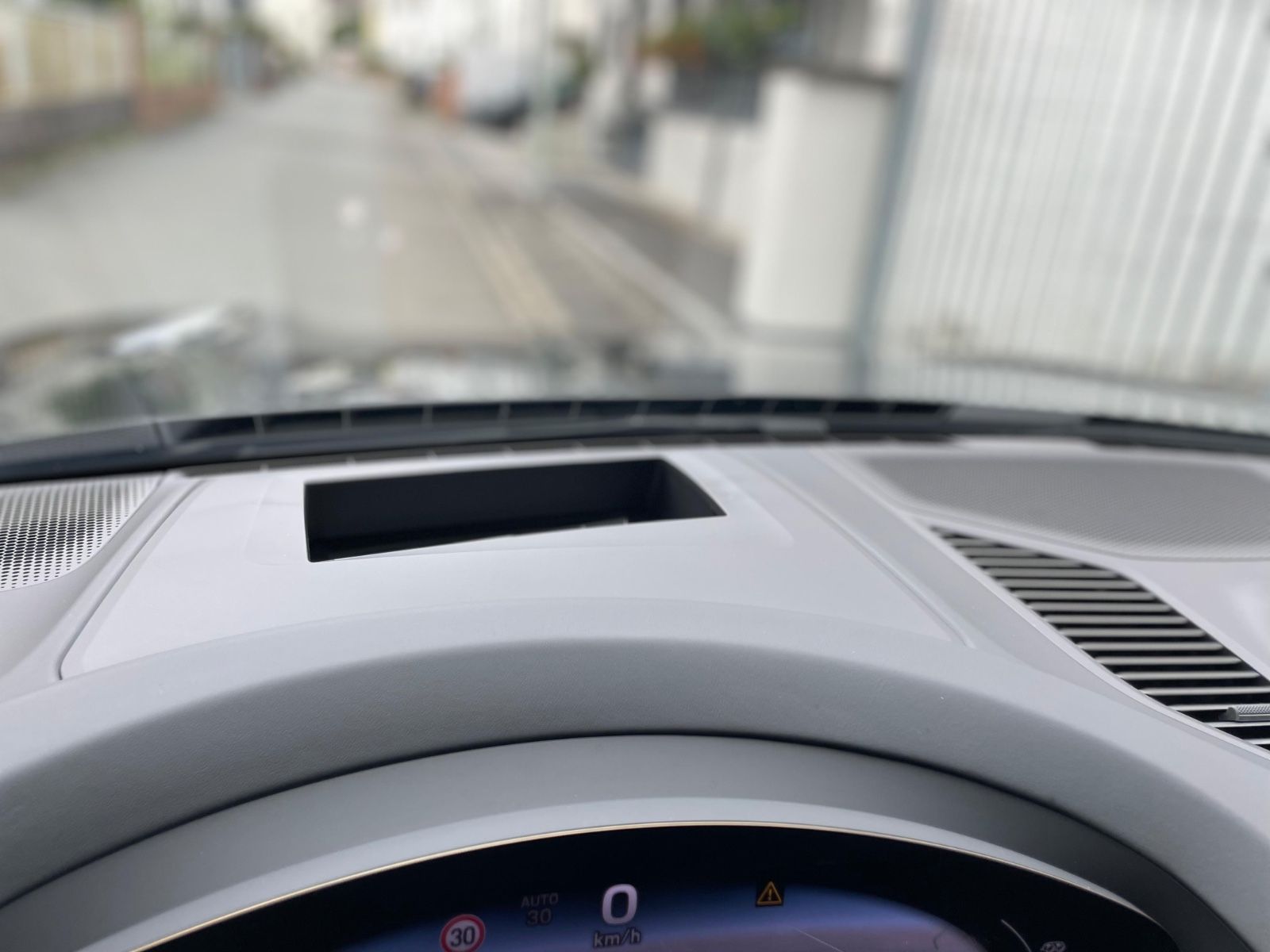 Fahrzeugabbildung Porsche Cayenne GTS Coupé |HUD|ACC|360°|3.Disp|Sportdesi