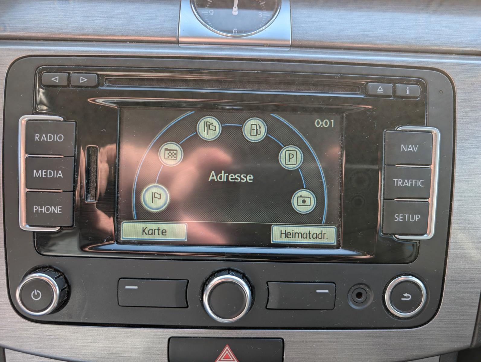 Volkswagen Passat 2015 — photo 14
